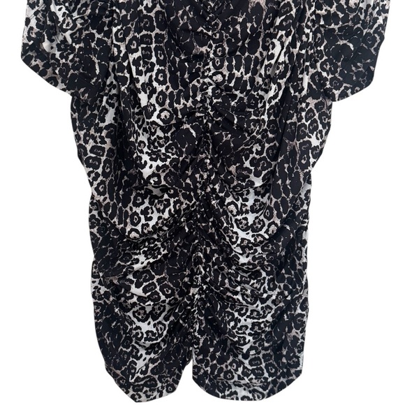 St. John Black and White Snow Leopard Print Sweetheart Ruched Top Size L - Picture 4 of 11